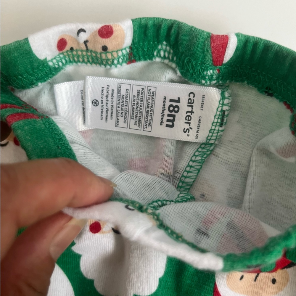 CARTER’S Christmas Pajamas set of 2 - Picture 4 of 10